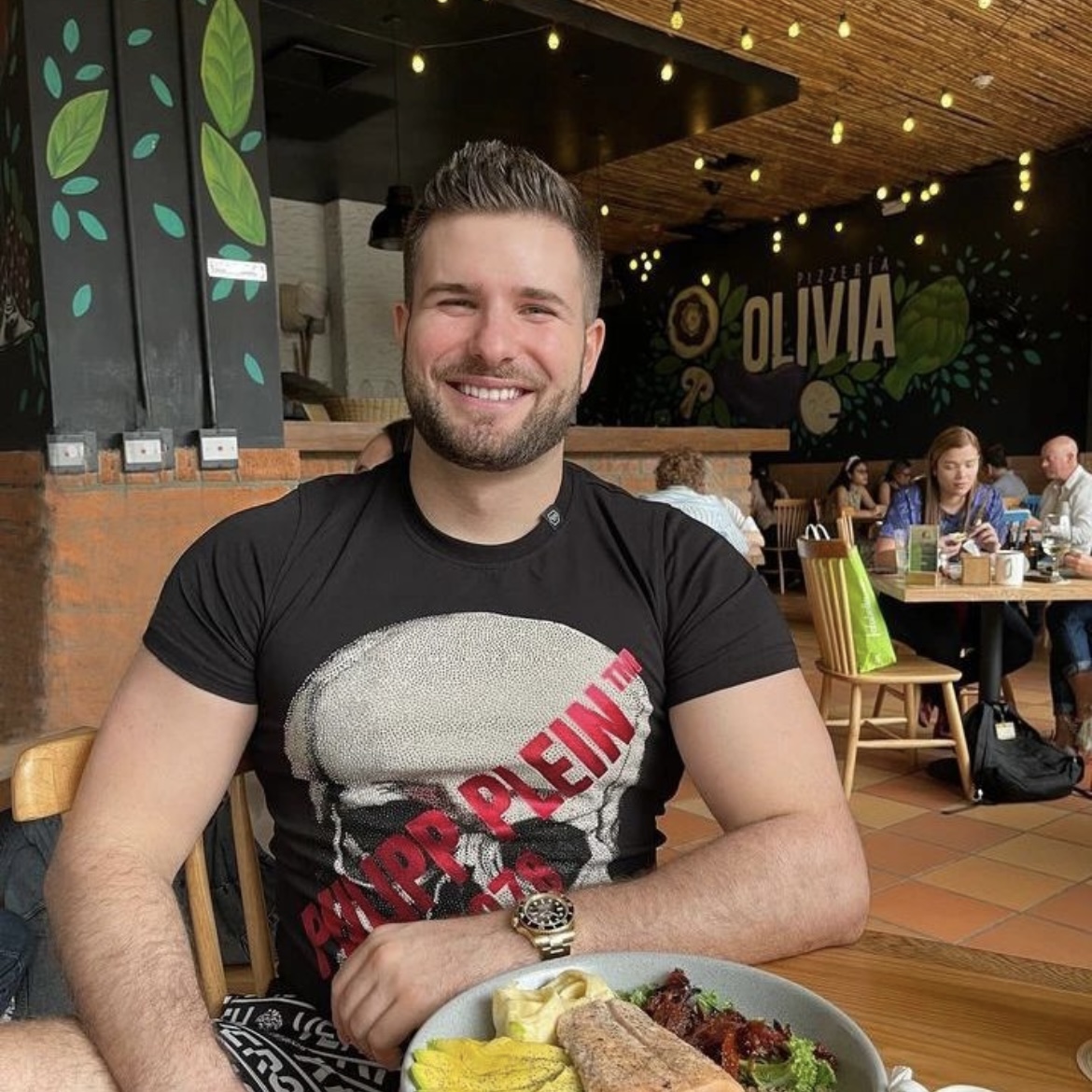 快喵加速器用户james,很满意快喵加速器